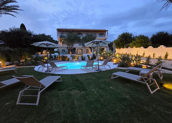 Loadstar Rooms & Suites
